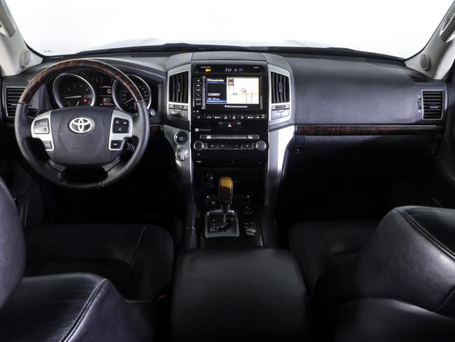 Toyota Land Cruiser 200 Series Рестайлинг 1 Москва  - изображение 13