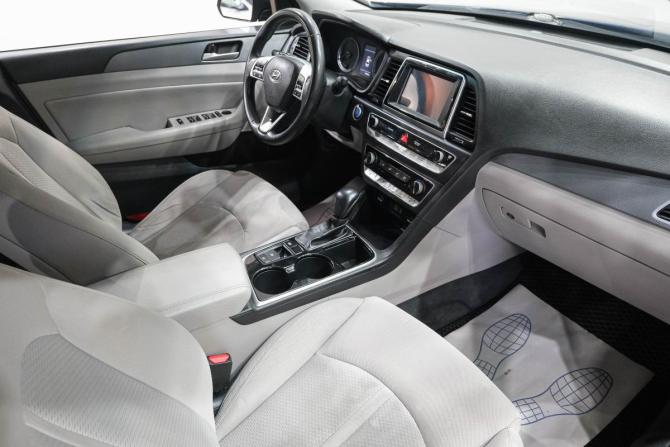 Hyundai Sonata VII (LF) Рестайлинг с пробегом 2017 года, цена 1 569 000 рублей, 173000 км, седан, Автокод Объявления