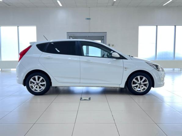 Hyundai Solaris I Рестайлинг с пробегом 2015 года, цена 1 080 000 рублей, 97970 км, хэтчбек, Автокод Объявления