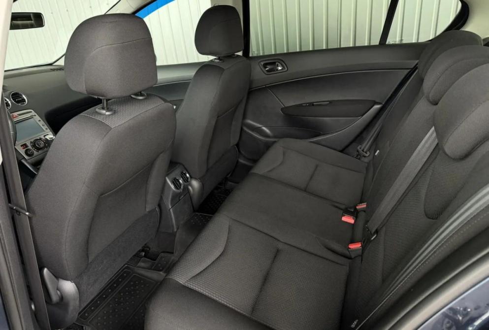 Peugeot 408 I Киров  - изображение 13