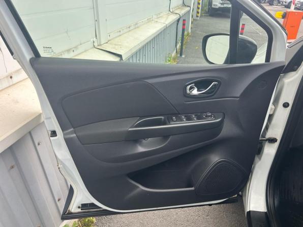 Renault Kaptur I с пробегом 2018 года, цена 1 149 000 рублей, 215386 км, внедорожник, Автокод Объявления