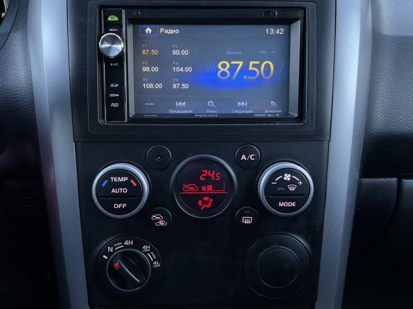 Suzuki Grand Vitara II Рестайлинг с пробегом 2011 года, цена 950 000 рублей, 189330 км, внедорожник, Автокод Объявления