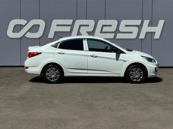Hyundai Solaris I с пробегом 2013 года, цена 739 000 рублей, 179797 км, седан, Автокод Объявления