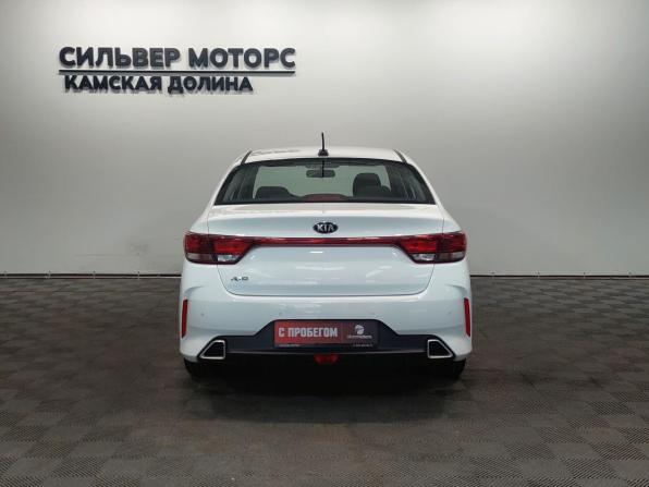 Kia Rio IV Рестайлинг с пробегом 2020 года, цена 1 570 000 рублей, 68483 км, седан, Автокод Объявления