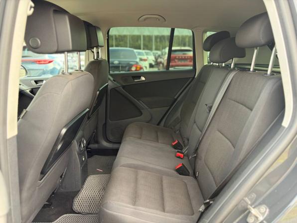 Volkswagen Tiguan I Рестайлинг с пробегом 2014 года, цена 885 000 рублей, 212289 км, внедорожник, Автокод Объявления