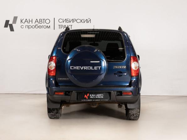 Chevrolet Niva I Рестайлинг с пробегом 2017 года, цена 681 900 рублей, 141204 км, внедорожник, Автокод Объявления