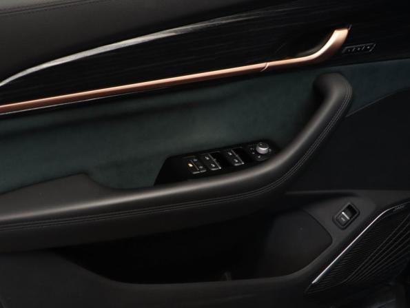 Geely Monjaro I с пробегом 2024 года, цена 3 400 000 рублей, 44231 км, внедорожник, Автокод Объявления