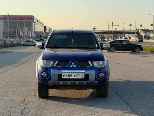 Mitsubishi L200 IV с пробегом 2011 года, цена 1 290 000 рублей, 210040 км, пикап, Автокод Объявления