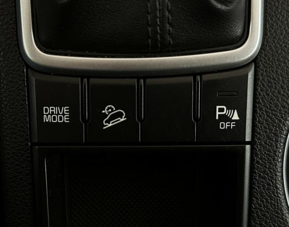 Kia Sportage IV Рестайлинг с пробегом 2019 года, цена 1 737 000 рублей, 210310 км, внедорожник, Автокод Объявления
