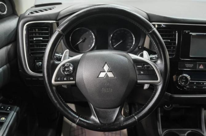 Mitsubishi Outlander III с пробегом 2013 года, цена 1 829 000 рублей, 218000 км, внедорожник, Автокод Объявления