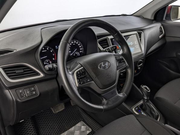 Hyundai Solaris II с пробегом 2019 года, цена 1 245 000 рублей, 163556 км, седан, Автокод Объявления