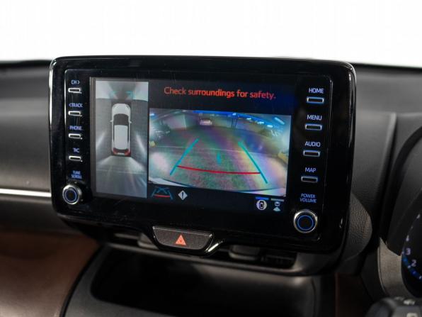 Toyota Yaris Cross с пробегом 2021 года, цена 1 950 000 рублей, 44587 км, внедорожник, Автокод Объявления