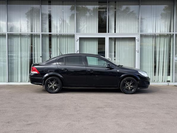 Opel Astra H Рестайлинг с пробегом 2011 года, цена 599 000 рублей, 184000 км, седан, Автокод Объявления