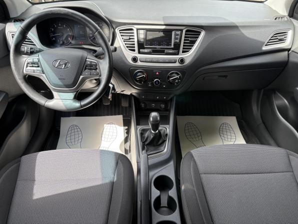 Hyundai Solaris II с пробегом 2019 года, цена 1 360 000 рублей, 131850 км, седан, Автокод Объявления