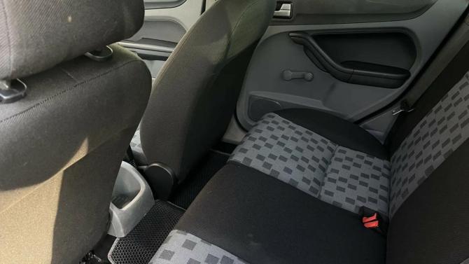 Ford Focus II Рестайлинг с пробегом 2009 года, цена 450 000 рублей, 255256 км, седан, Автокод Объявления