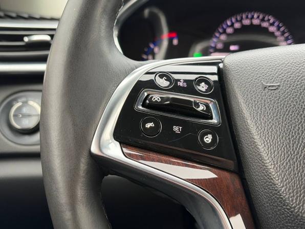 Cadillac SRX II Рестайлинг с пробегом 2013 года, цена 1 485 000 рублей, 171000 км, внедорожник, Автокод Объявления