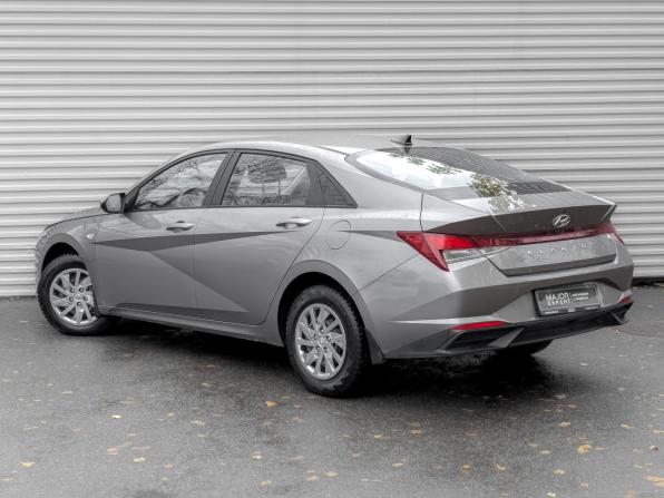 Hyundai Elantra VII (CN7) с пробегом 2022 года, цена 1 950 000 рублей, 64685 км, седан, Автокод Объявления