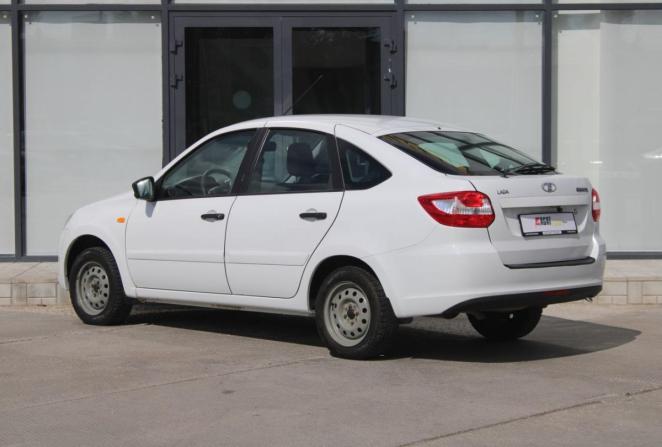 Lada (ВАЗ) Granta I с пробегом 2016 года, цена 600 000 рублей, 127840 км, лифтбек, Автокод Объявления