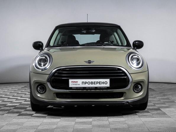 Mini Hatch III (F55/F56) Рестайлинг с пробегом 2019 года, цена 2 050 000 рублей, 59500 км, хэтчбек, Автокод Объявления