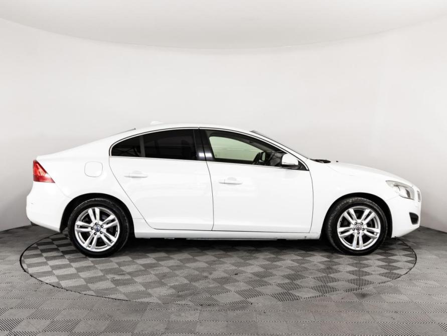 Volvo S60 II Рестайлинг Санкт-Петербург  - изображение 4