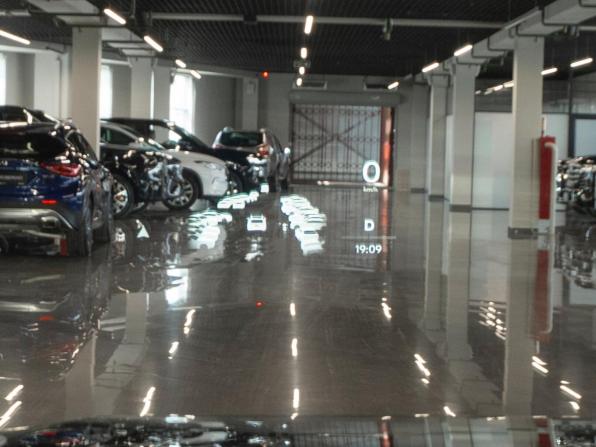 Li Auto (Lixiang) L9 I с пробегом 2023 года, цена 5 700 000 рублей, 30551 км, внедорожник, Автокод Объявления