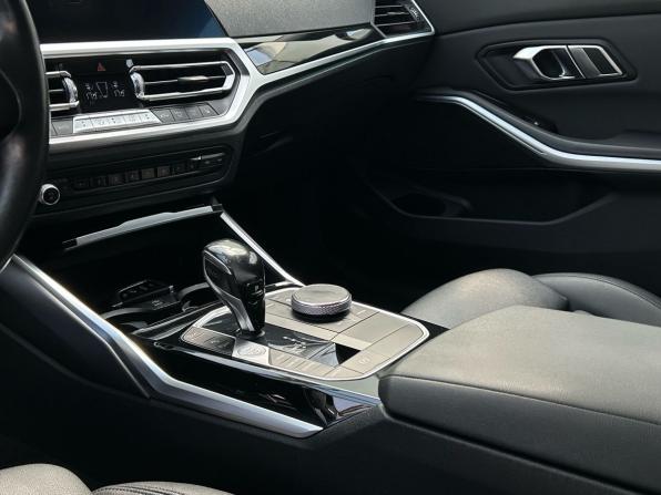 BMW 3 серии VII (G2x) с пробегом 2019 года, цена 2 570 000 рублей, 189000 км, седан, Автокод Объявления