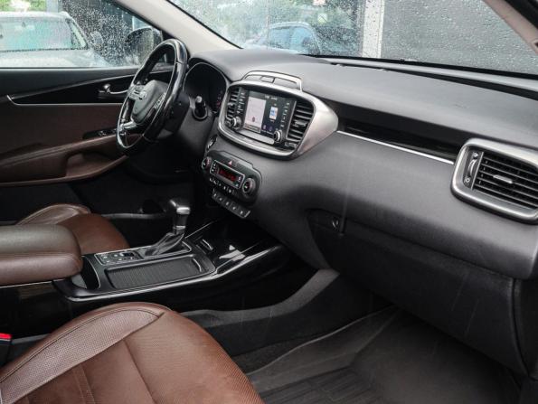 Kia Sorento III Prime Рестайлинг с пробегом 2019 года, цена 2 400 000 рублей, 184621 км, внедорожник, Автокод Объявления
