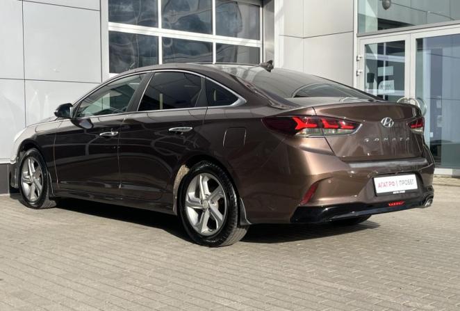 Hyundai Sonata VII (LF) Рестайлинг с пробегом 2018 года, цена 1 550 000 рублей, 147117 км, седан, Автокод Объявления