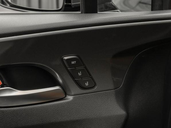 Hyundai Santa Fe IV Рестайлинг с пробегом 2022 года, цена 4 140 000 рублей, 64683 км, внедорожник, Автокод Объявления