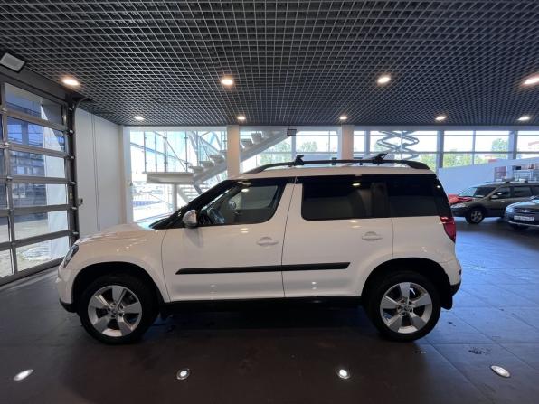 Skoda Yeti I Рестайлинг с пробегом 2014 года, цена 1 095 000 рублей, 180872 км, внедорожник, Автокод Объявления