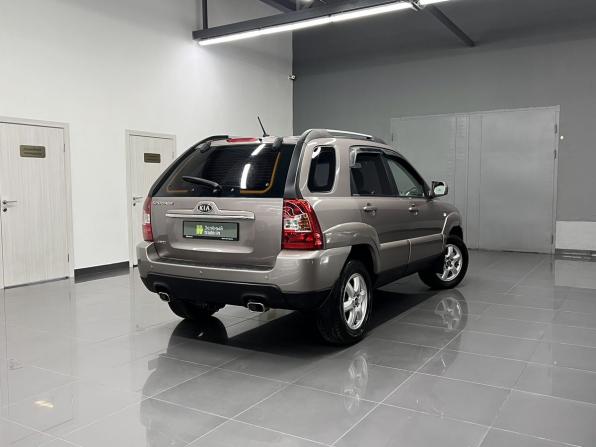 Kia Sportage II Рестайлинг с пробегом 2010 года, цена 995 000 рублей, 188105 км, внедорожник, Автокод Объявления