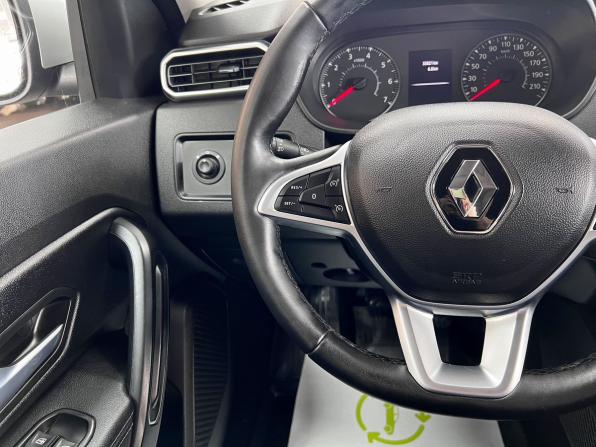 Renault Duster II с пробегом 2022 года, цена 2 445 000 рублей, 33821 км, внедорожник, Автокод Объявления