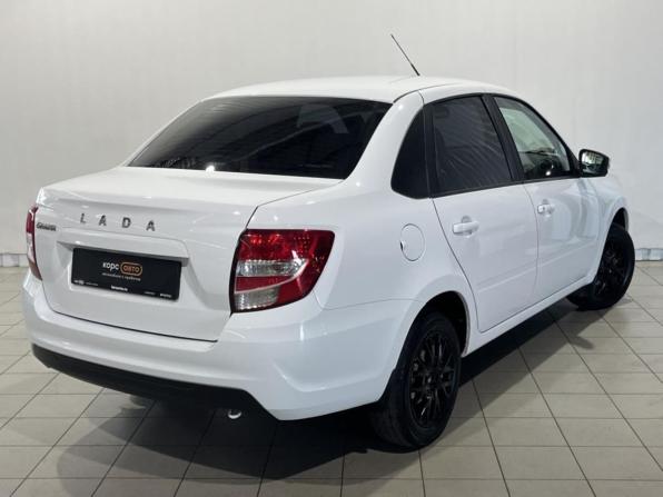 Lada (ВАЗ) Granta I Рестайлинг с пробегом 2024 года, цена 825 000 рублей, 33067 км, седан, Автокод Объявления