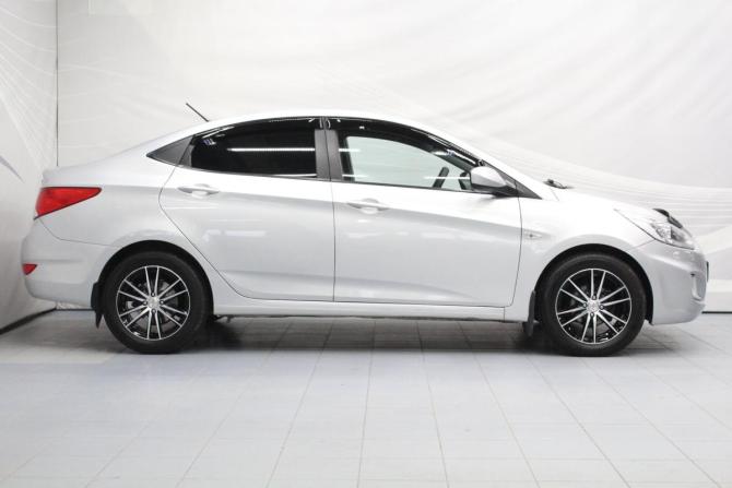 Hyundai Solaris I с пробегом 2013 года, цена 760 000 рублей, 215930 км, седан, Автокод Объявления