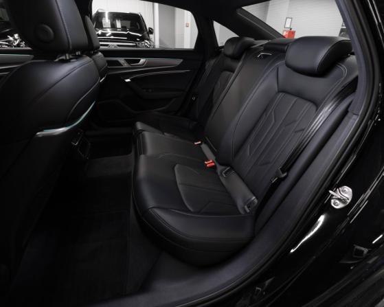 Audi A6 V (C8) Рестайлинг с пробегом 2025 года, цена 5 050 000 рублей, 4135 км, седан, Автокод Объявления