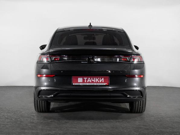 Volkswagen Lamando I Рестайлинг с пробегом 2022 года, цена 2 950 000 рублей, 39911 км, седан, Автокод Объявления