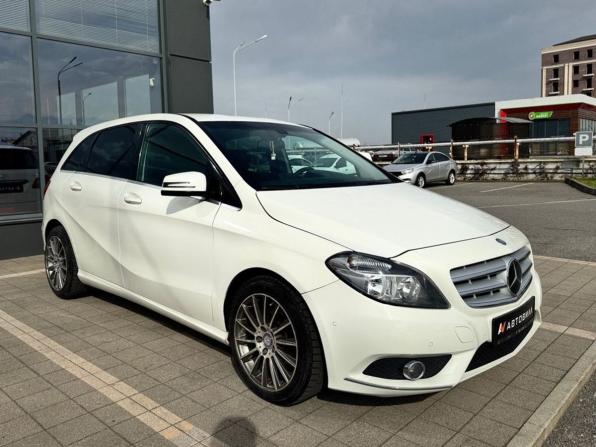 Mercedes-Benz B-Класс II (W246) с пробегом 2013 года, цена 1 100 000 рублей, 194202 км, хэтчбек, Автокод Объявления