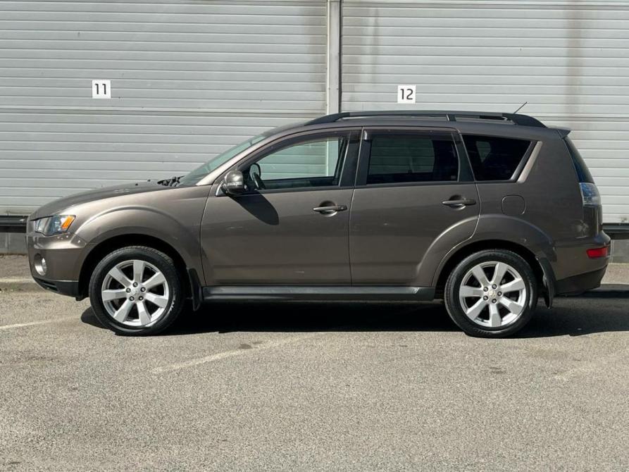 Mitsubishi Outlander II Рестайлинг Санкт-Петербург  - изображение 9
