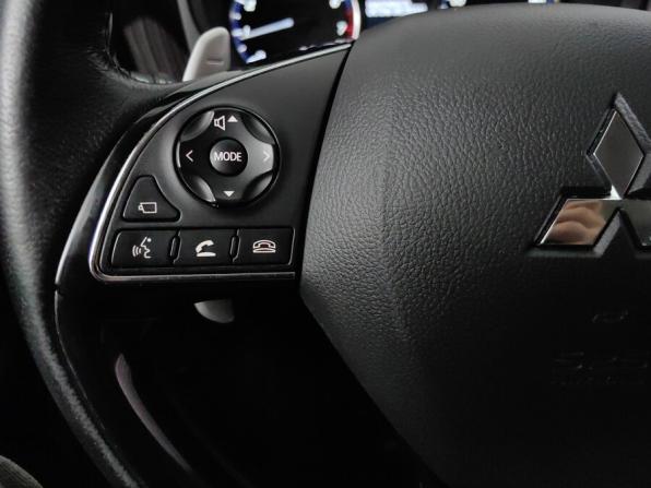 Mitsubishi Outlander III Рестайлинг 2 с пробегом 2018 года, цена 2 298 000 рублей, 186000 км, внедорожник, Автокод Объявления