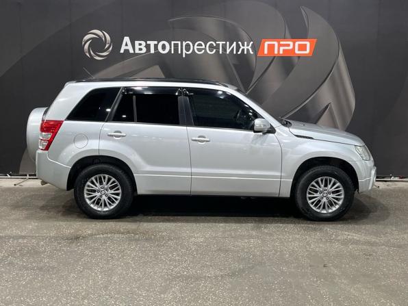 Suzuki Grand Vitara II Рестайлинг с пробегом 2010 года, цена 1 075 000 рублей, 125000 км, внедорожник, Автокод Объявления