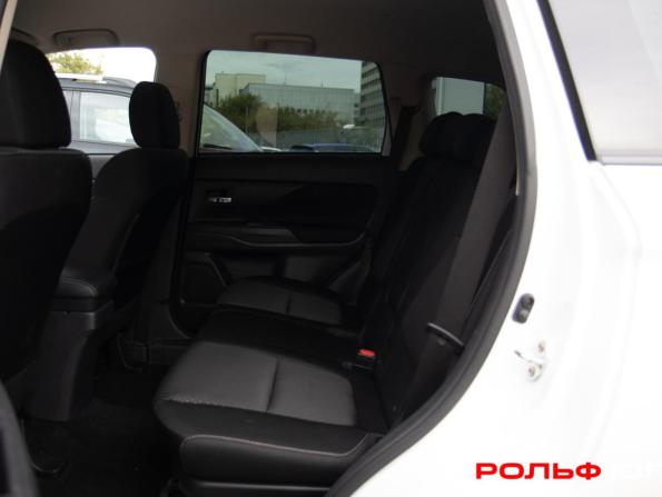 Mitsubishi Outlander III Рестайлинг 3 с пробегом 2022 года, цена 2 288 000 рублей, 56146 км, внедорожник, Автокод Объявления