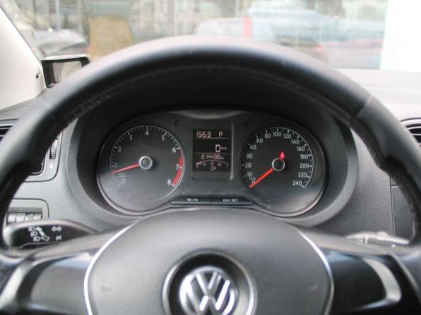 Volkswagen Polo V Рестайлинг с пробегом 2015 года, цена 670 000 рублей, 214436 км, седан, Автокод Объявления