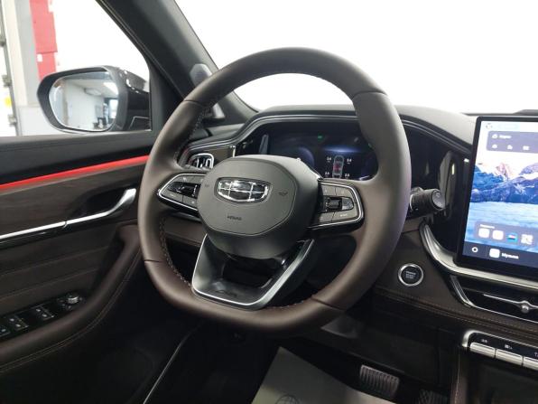 Geely Monjaro I Рестайлинг с пробегом 2026 года, цена 4 100 000 рублей, 50 км, внедорожник, Автокод Объявления