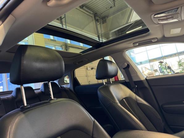 Kia Optima IV Рестайлинг с пробегом 2018 года, цена 1 840 000 рублей, 113500 км, седан, Автокод Объявления