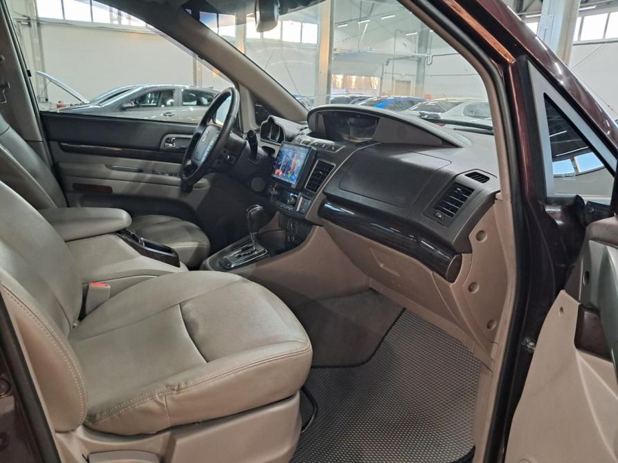 SsangYong Korando Turismo I Набережные Челны  - изображение 13