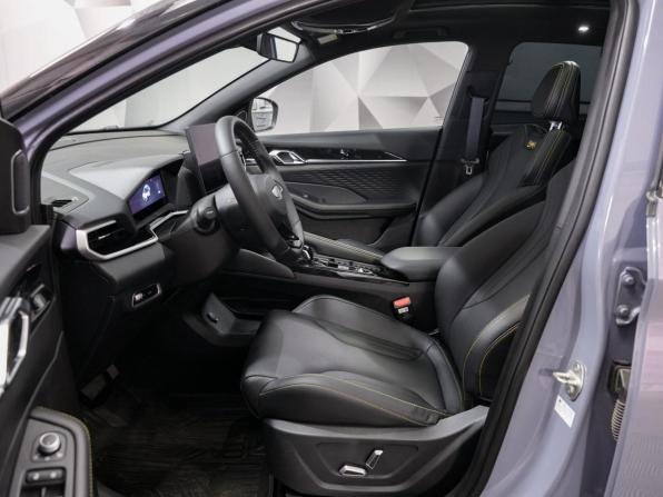 Geely Binyue I Рестайлинг 2 с пробегом 2025 года, цена 2 191 000 рублей, 35600 км, внедорожник, Автокод Объявления