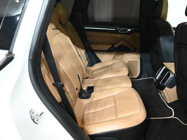 Porsche Cayenne II (958) с пробегом 2014 года, цена 2 700 000 рублей, 276133 км, внедорожник, Автокод Объявления