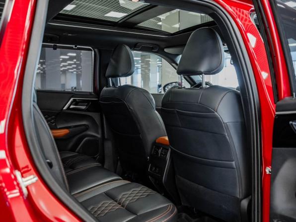 Mitsubishi Outlander IV с пробегом 2023 года, цена 3 946 000 рублей, 30556 км, внедорожник, Автокод Объявления