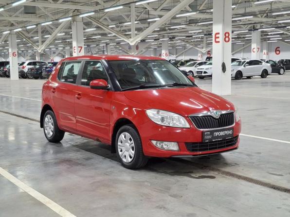 Skoda Fabia II Рестайлинг с пробегом 2012 года, цена 563 000 рублей, 215465 км, хэтчбек, Автокод Объявления