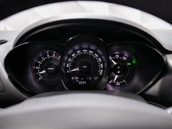 Lada (ВАЗ) Vesta I с пробегом 2017 года, цена 815 000 рублей, 121781 км, седан, Автокод Объявления